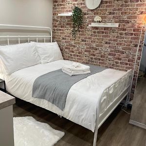The Manchester Signature Studio A